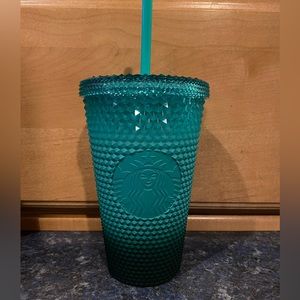 Starbucks Holiday 2022 waxberry tumbler